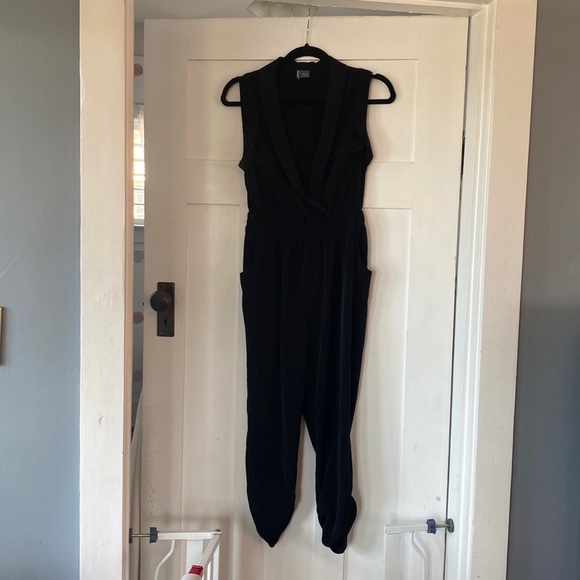 Sparkle & Fade Black Jumpsuit - Picture 5 of 9